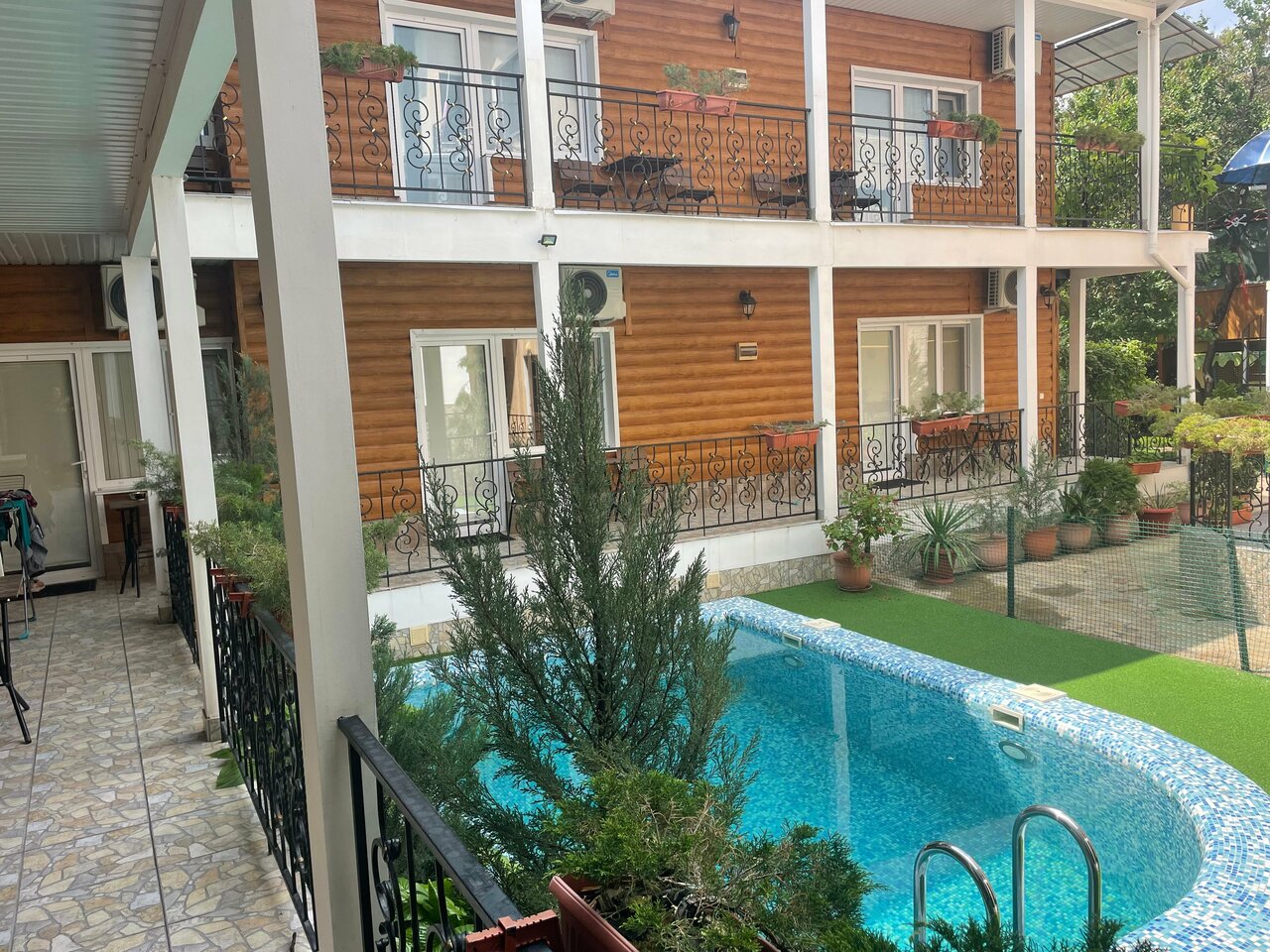 Гостиница Елизавета Феодосия