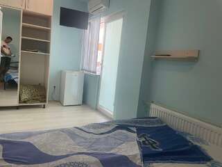 Гостиница Елизавета Феодосия Стандартный четырехместный номер-4