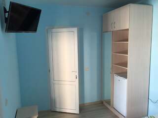 Гостиница Елизавета Феодосия Стандартный двухместный номер с 1 кроватью или 2 отдельными кроватями-2